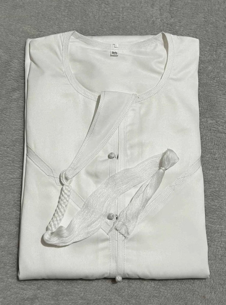 قندورة إماراتية فاخرة – قماش فيتنامي                    Premium Emirati Thobe – Vietnamese Fabric 🇦🇪