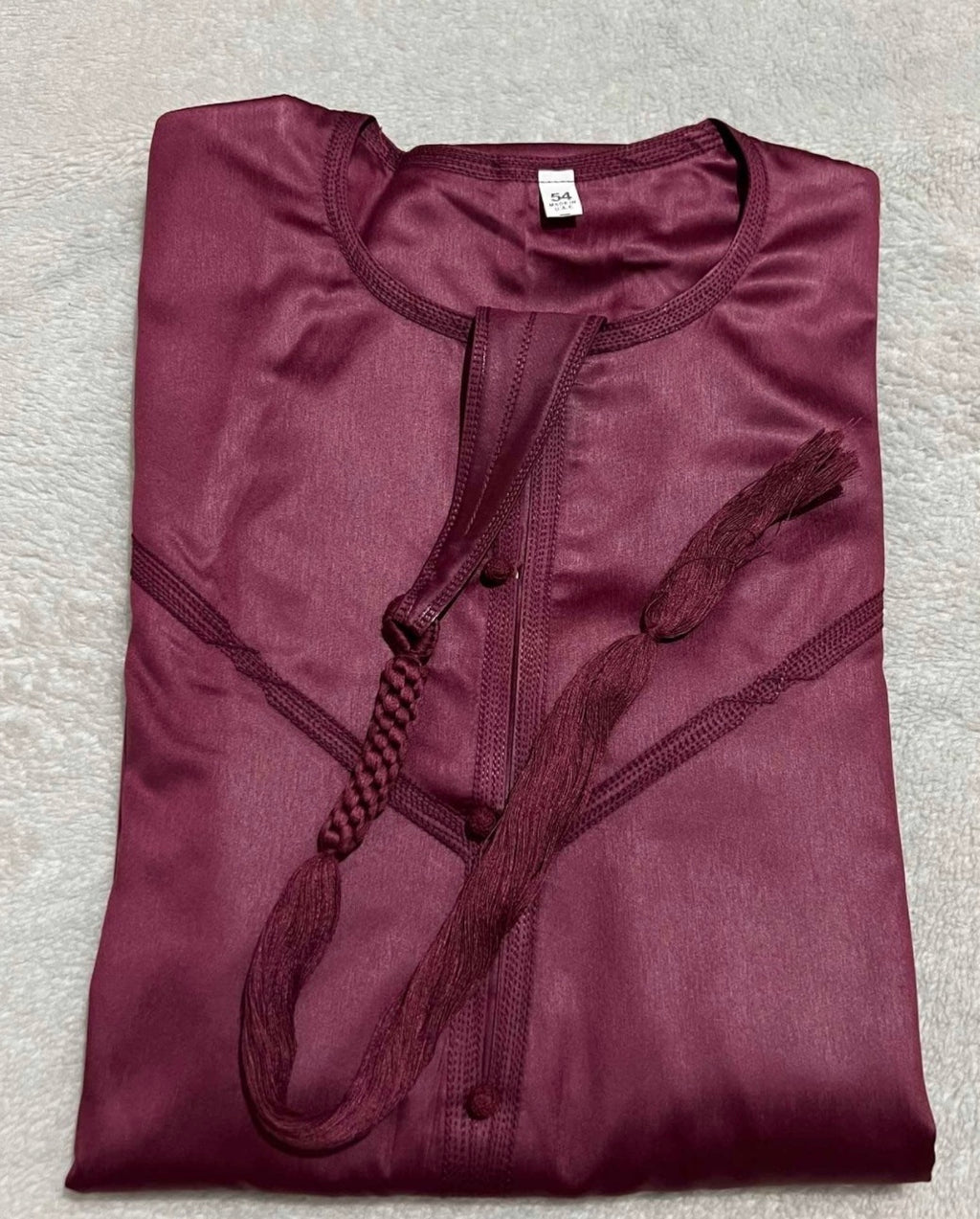 قندورة إماراتية فاخرة – قماش فيتنامي                    Premium Emirati Thobe – Vietnamese Fabric 🇦🇪